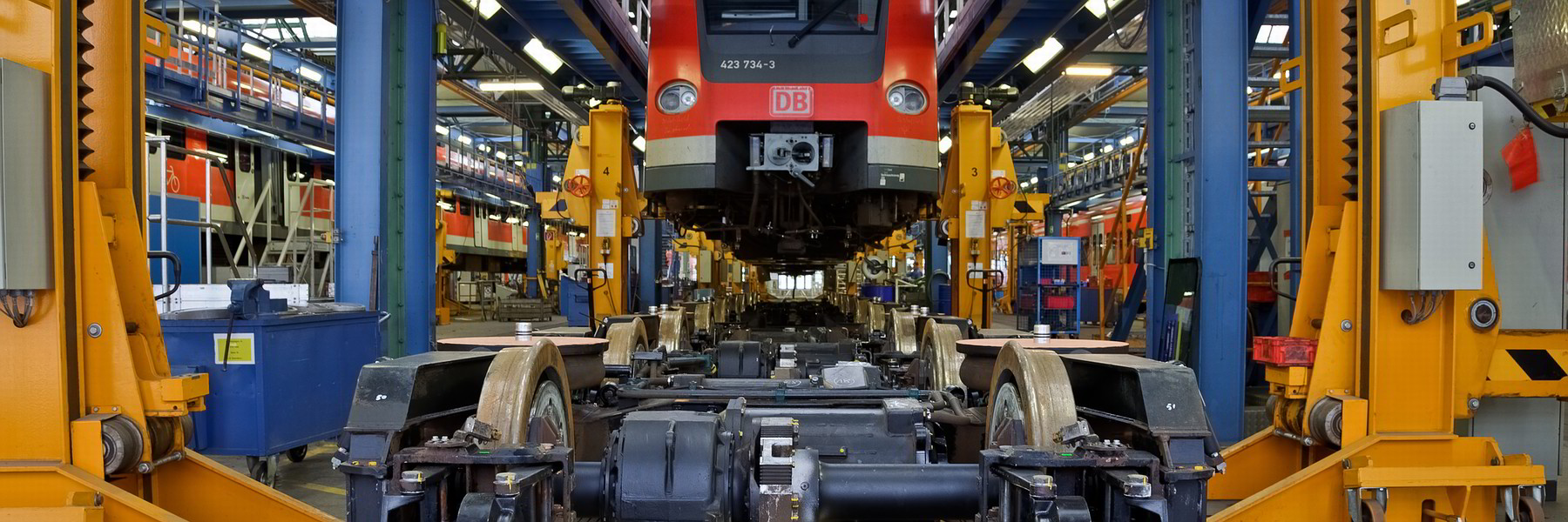 Buehnenbild Bahn im Werk